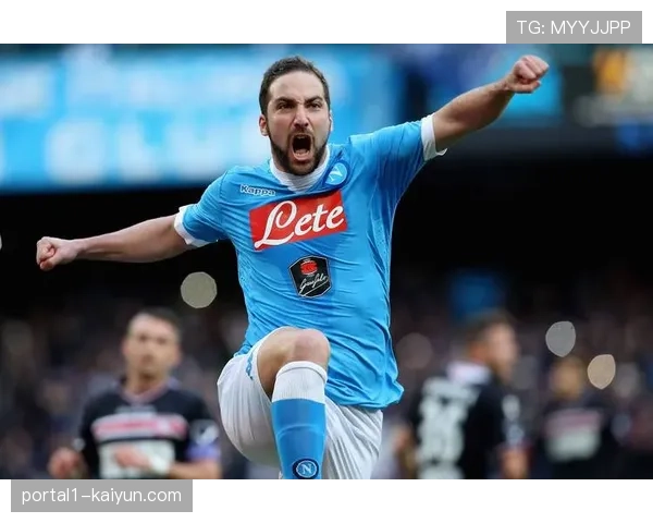 伊瓜因在那不勒斯表现出色，库利巴利回忆其进球效率令人难忘