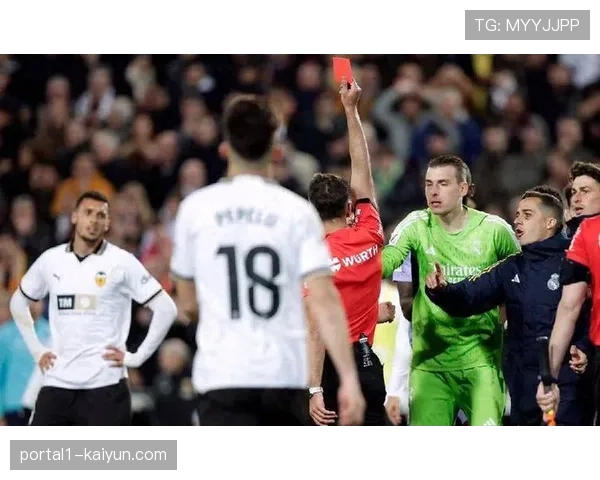 瓦伦西亚客场防守漏洞频现 场均失球达一点七粒